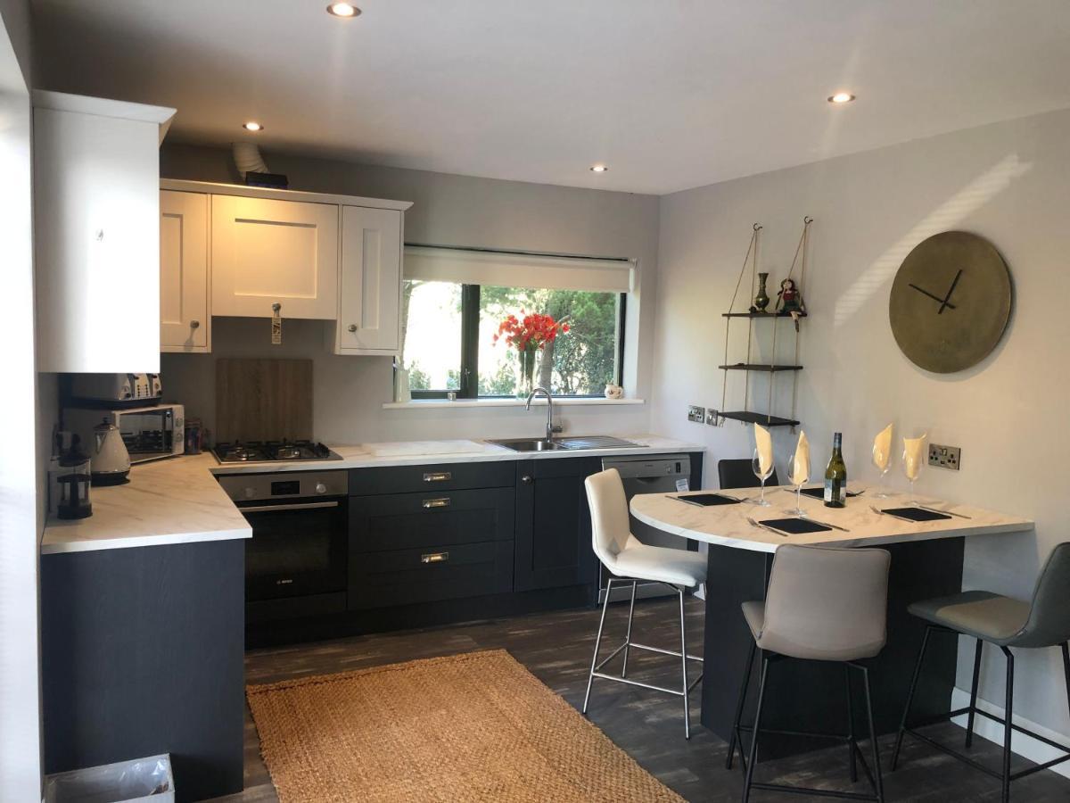 Bruion Connemara Apartment Cleggan ภายนอก รูปภาพ