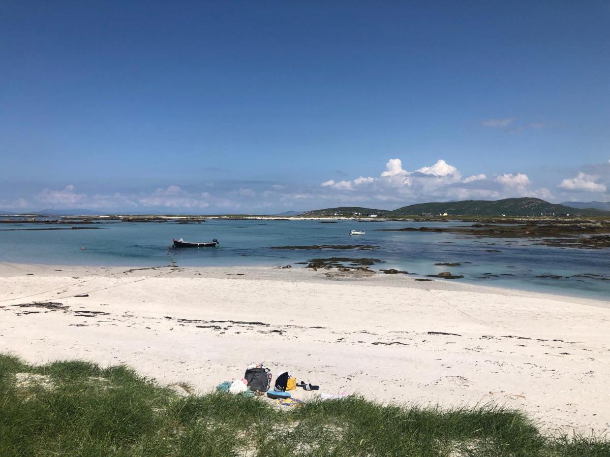 Bruion Connemara Apartment Cleggan ภายนอก รูปภาพ