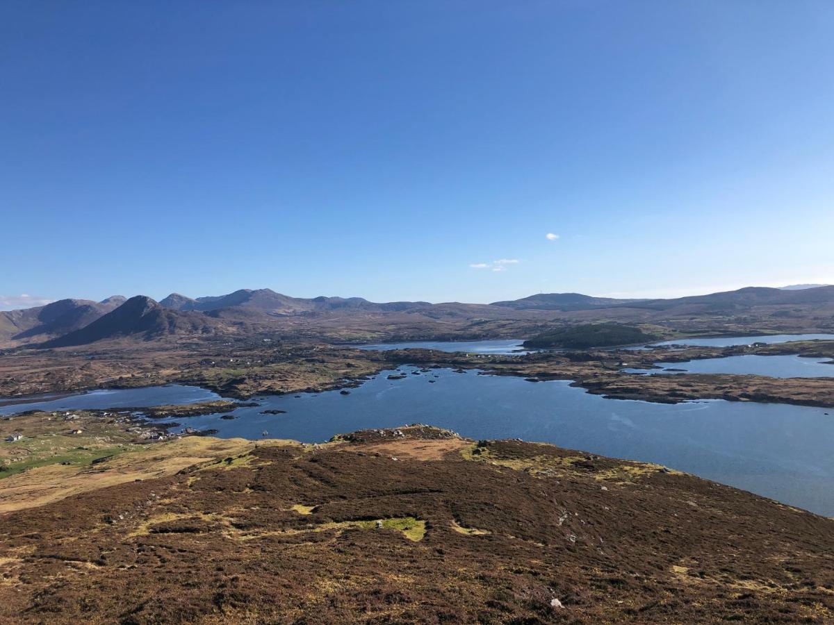 Bruion Connemara Apartment Cleggan ภายนอก รูปภาพ